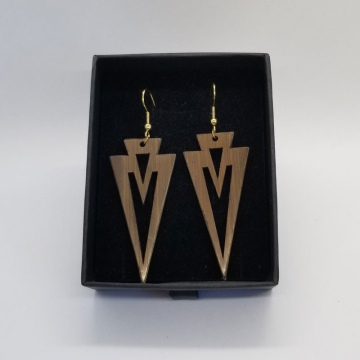 Boucles d'oreilles Triangle incrusté marron